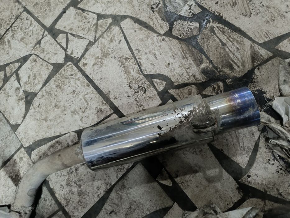 Продам глушитель