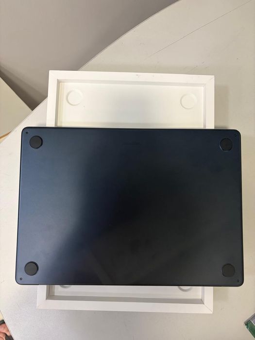 MacBook Air 15 m2 8/512