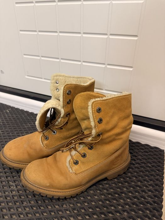 Продам зимние ботинки