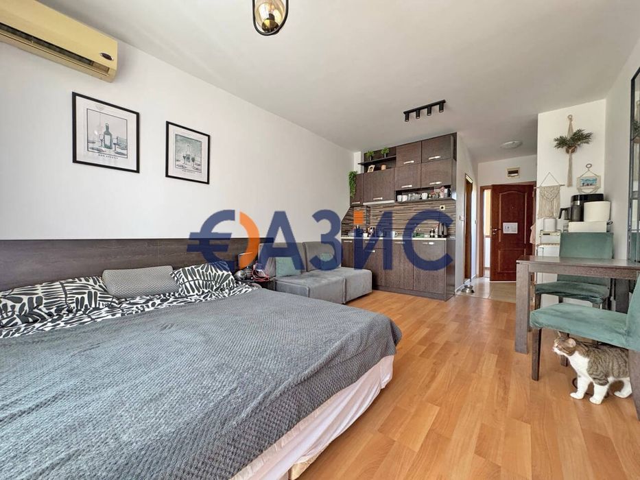 Продава се Едностаен апартамент в к.к. Слънчев бряг - 43 кв.м за 1291 €/кв.м - Снимка #1