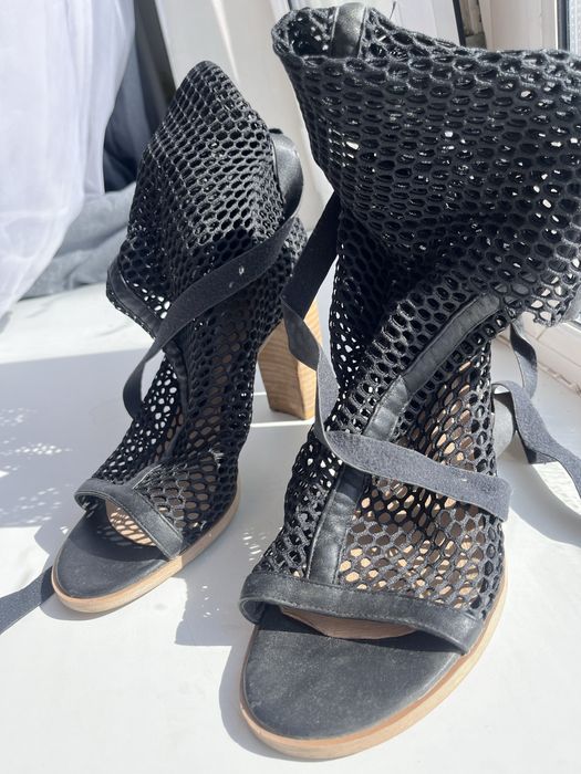 Продам обувь ботинки, туфли , полусапоги