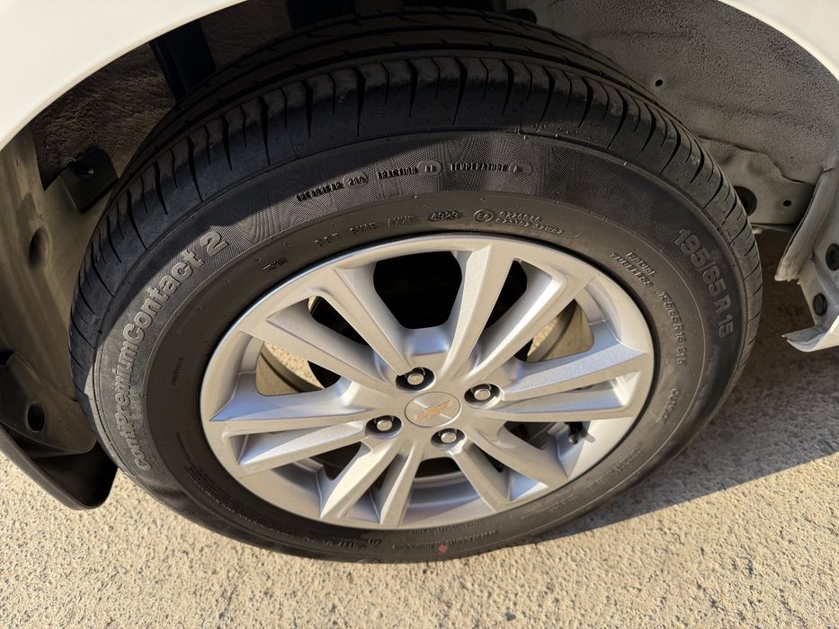 Chevrolet Cobalt 4-P Style Metan Pakalena