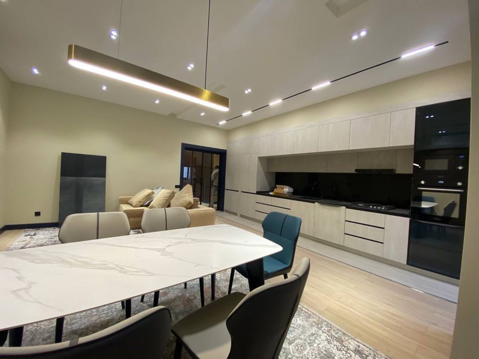 Сдается 2-х комнатная квартира в новостройке Ц1