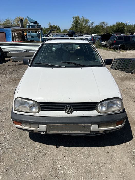 Volkswagen Golf 3 1.9 НА ЧАСТИ