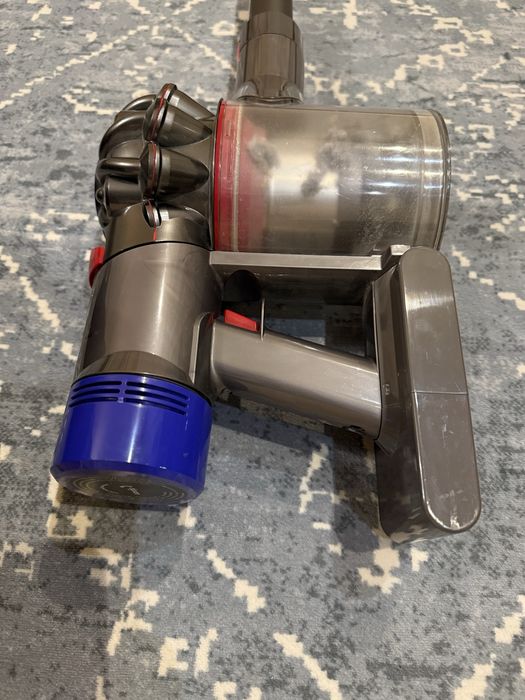 Продам пылесос DYSON V7 Animal Extra — беспроводной