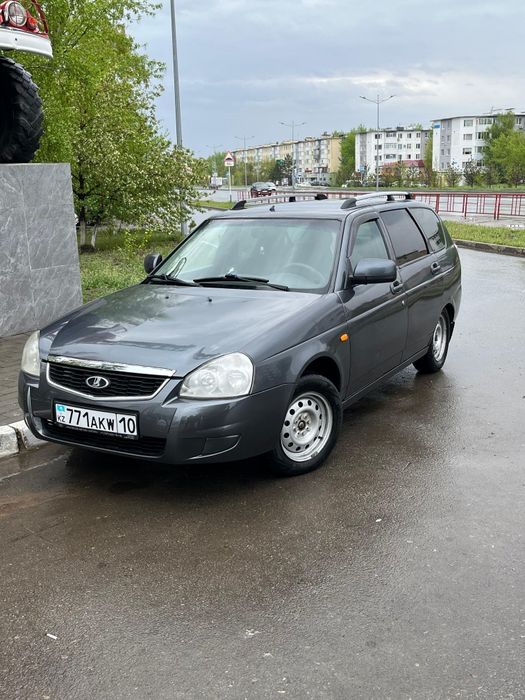 Продам приору 2 срочно.