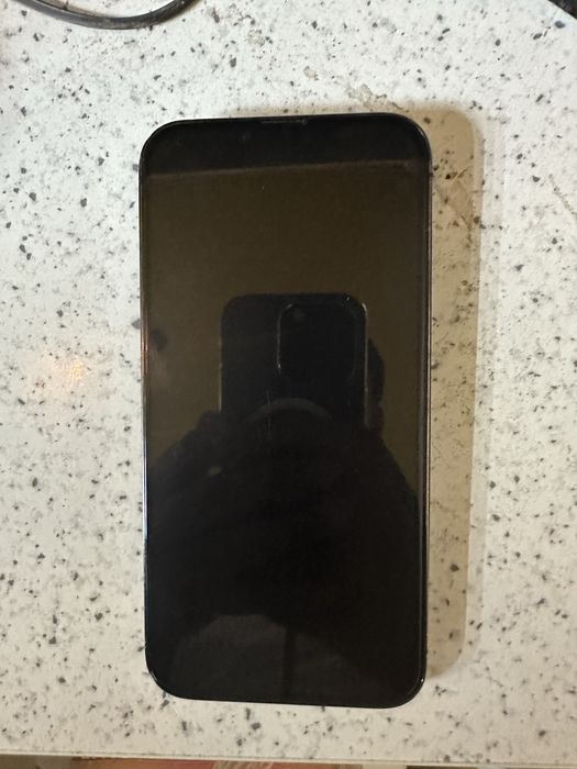 iPhone 13 Pro срочно сотилади