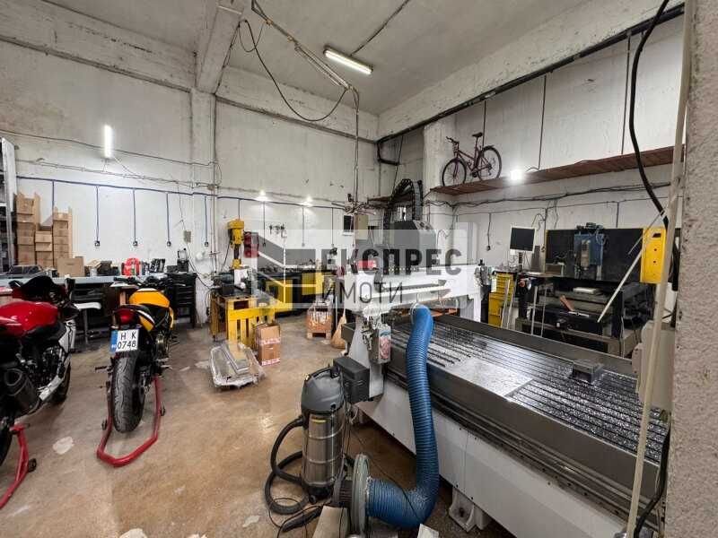Дава се под наем Склад в Варна, Младост 1 - 170 кв.м за 847.62 € - Снимка #1
