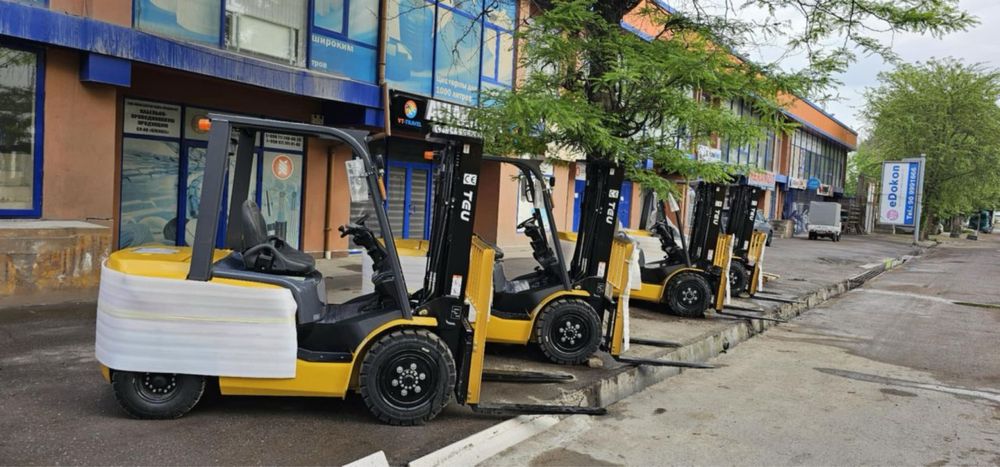 Вилочный Погрузчик 3.тонна - 3метр Автокара, Avtokara   Teu