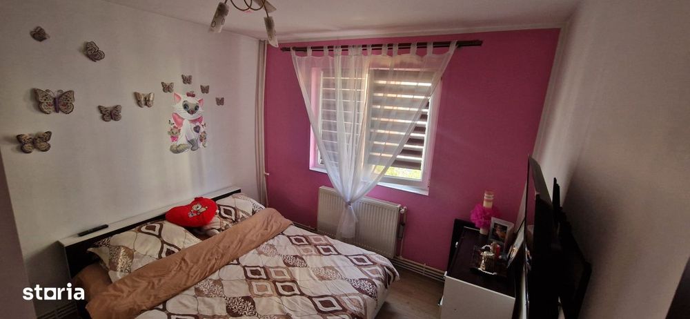 Apartament 3 camere, 54 mp, zona Craiovita Noua