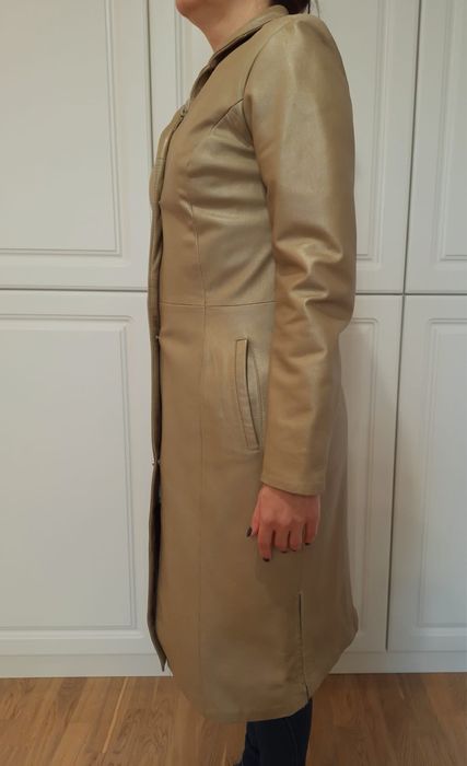 Palton/geaca lung(a) din piele NATURALA, culoare bej auriu