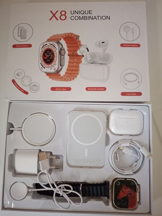 Продам набор смарт часы и наушники