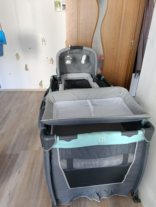 Pat de bebeluși ...