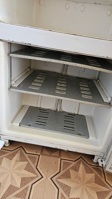 Продам холодильник нерабочий
