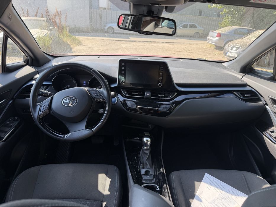 Vand Toyota C-HR 2.0 Hibrid, 2022,88000km ,AVARIAT!!!