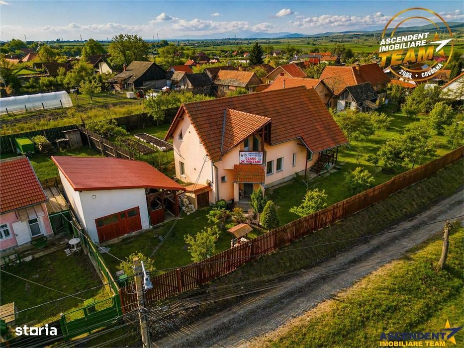 Vila duplex spatioasa in Chilieni, Sfantu Gheorghe,6 camere, garaj si