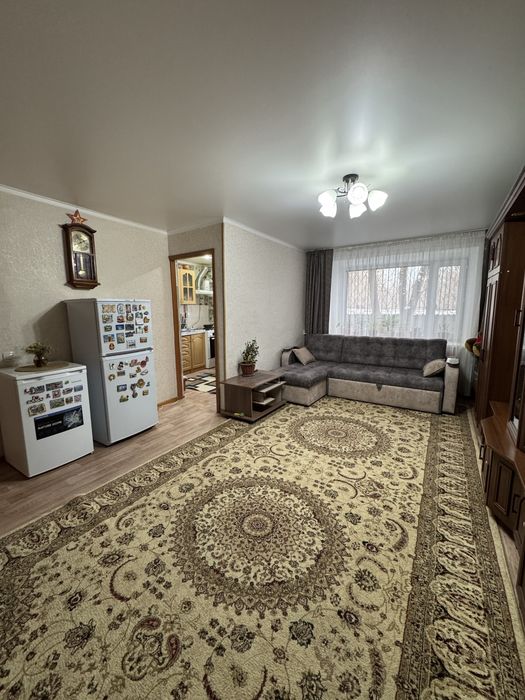 2 комнатная квартира по пр. Республики с ремонтом напротив Жастар