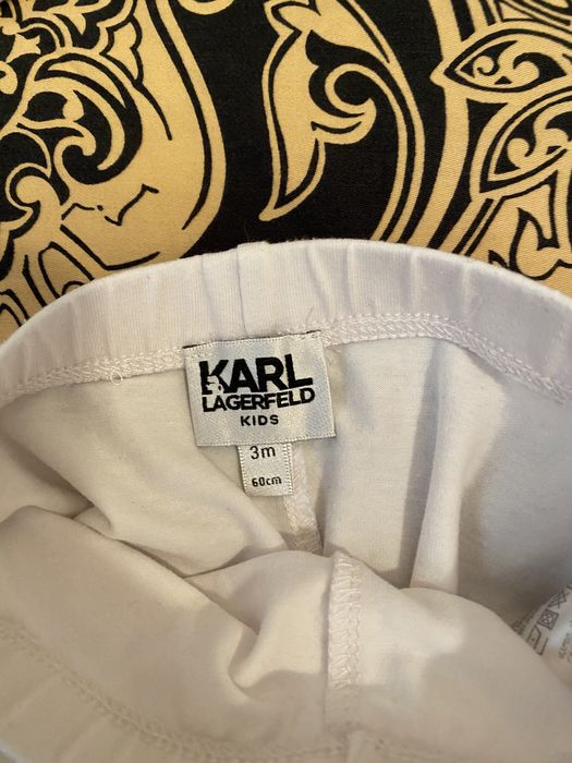 Бебешка рокличка с клинче на Karl Lagerfeld