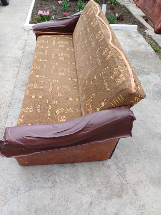 Canapea extensibila, dim. 130/200 cm