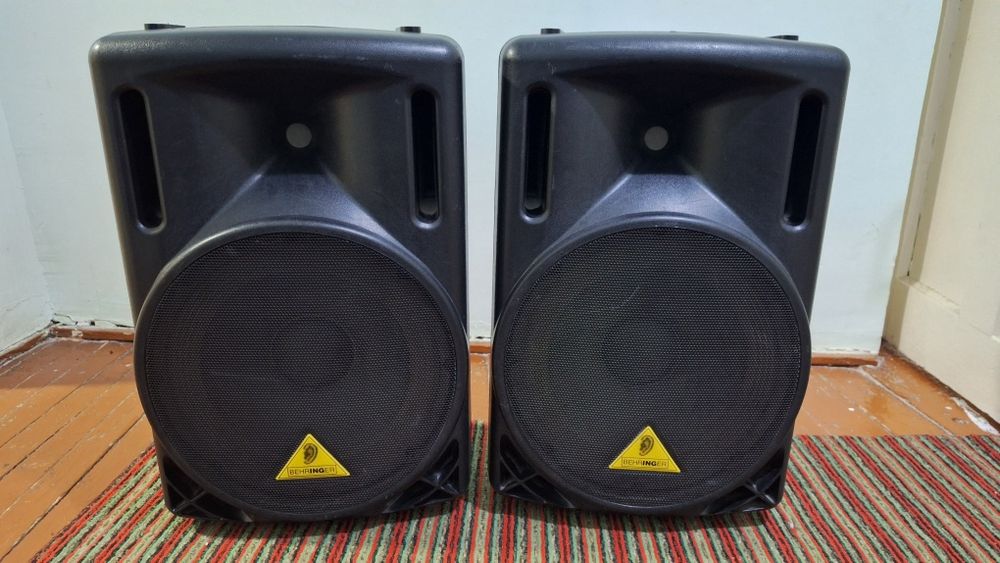 Акустическая система Behringer B212XL