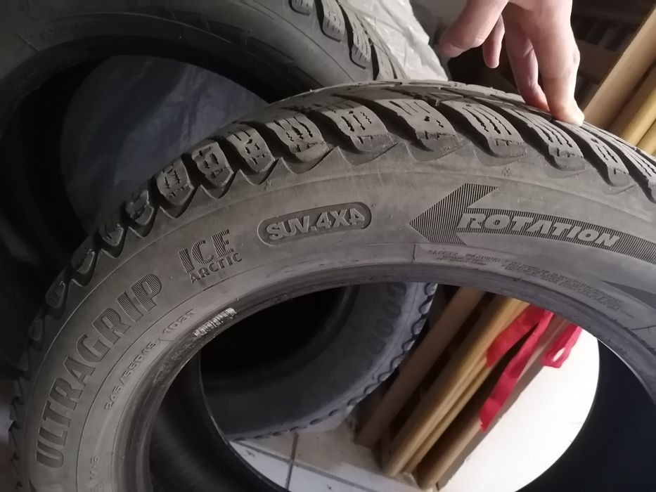 Продам зимние шины