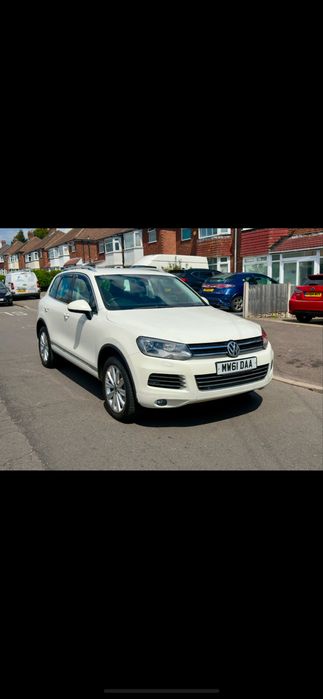 VOLKSWAGEN Touareg 2012