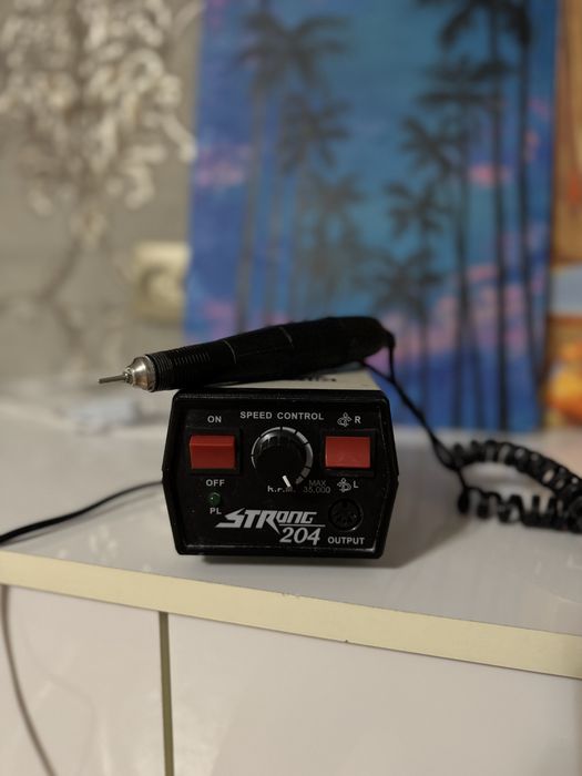 Продам аппарат для маникюра Strong 204
