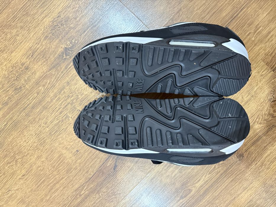 Новые Nike Air Max 90