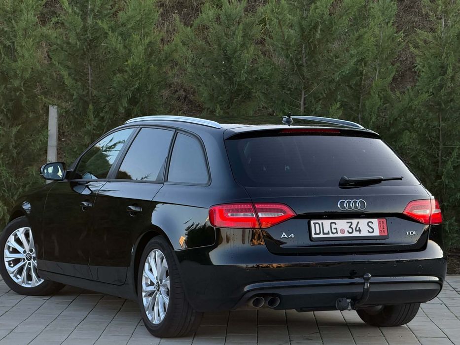 Audi a4 2.0 tdi.