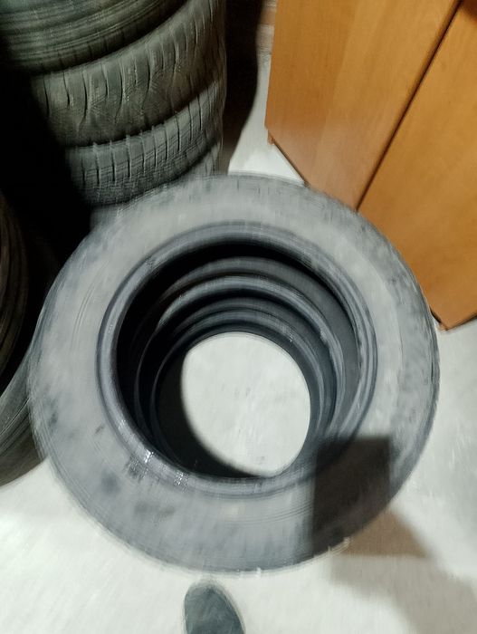 Продам резину три колеса