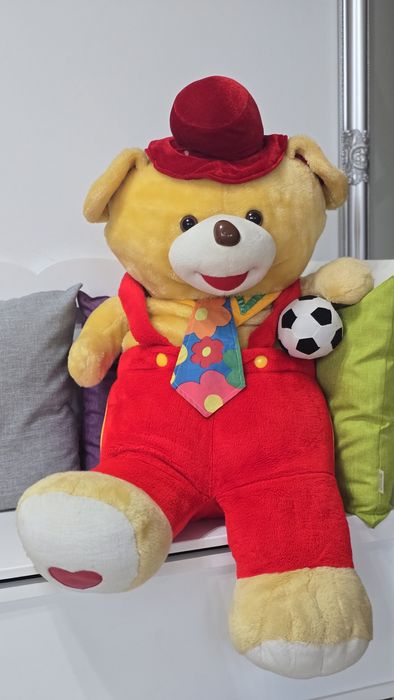 Големи плюшени играчки