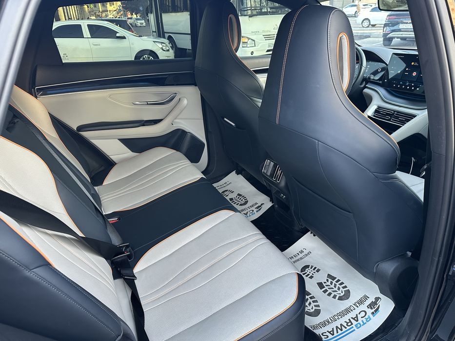 BYD Song Plus Flagship 2022 Elektromobil srochna sotiladi