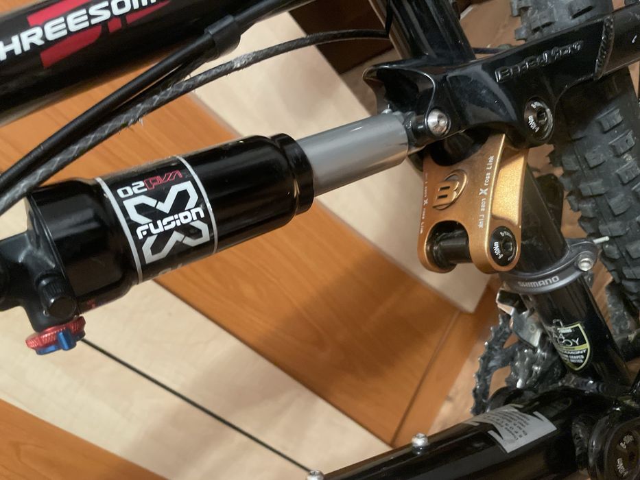 De vanzare bicicleta full suspension sau schimb cu un dirt