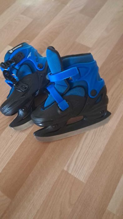 Продам коньки на мальчика