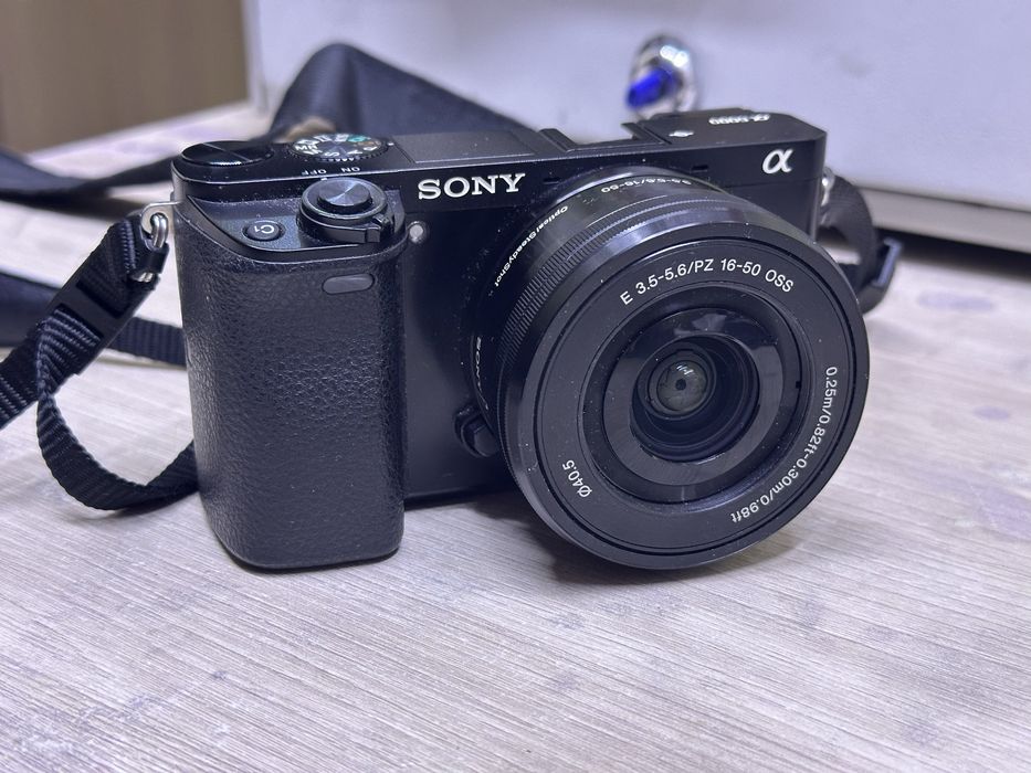 Фотоаппарат Sony Alpha 6000