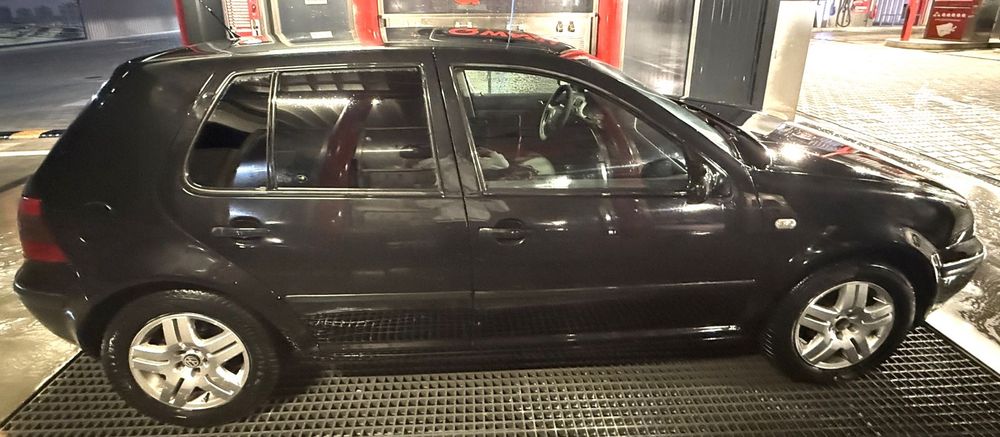 VW Golf 4 1.4 Benzină | 2003 | 219.359 km
