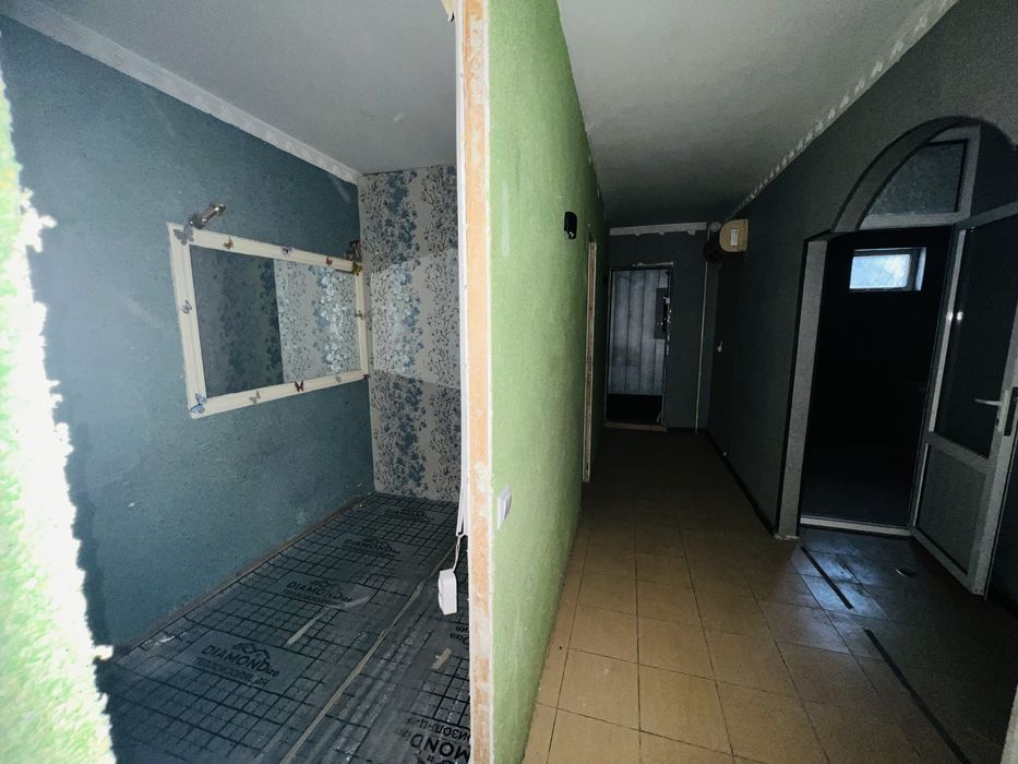 Нотурар ижарага берилади