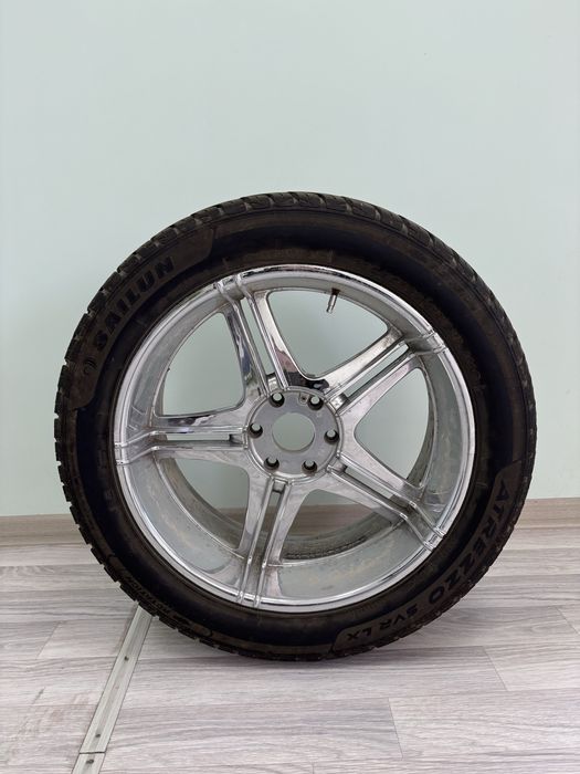 Титановые диски R 22  с резиной.