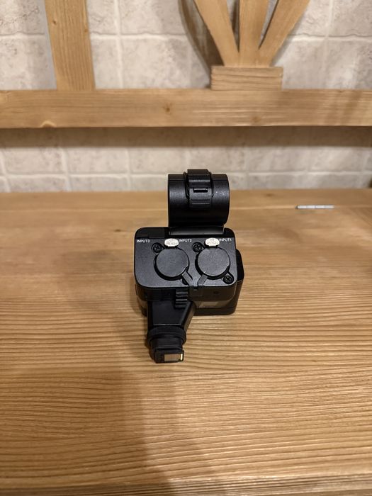 Adaptor microfon Sony XLR A3M
