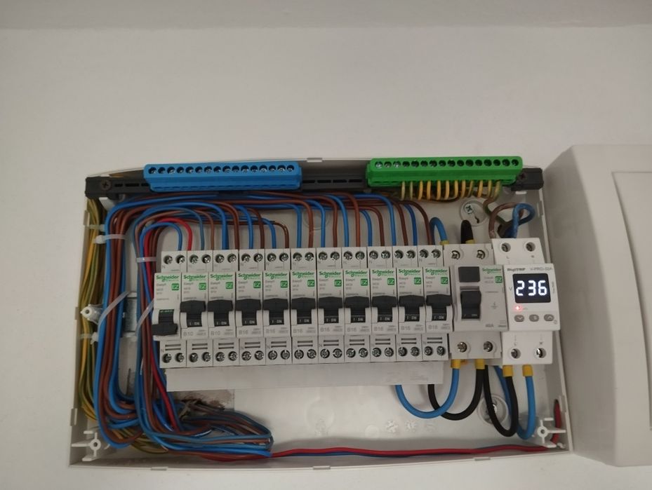 Electrician instalații electrice Brașov Codlea