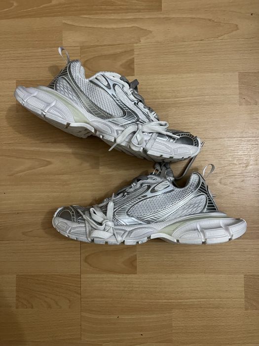 Нови Balenciaga 3XL