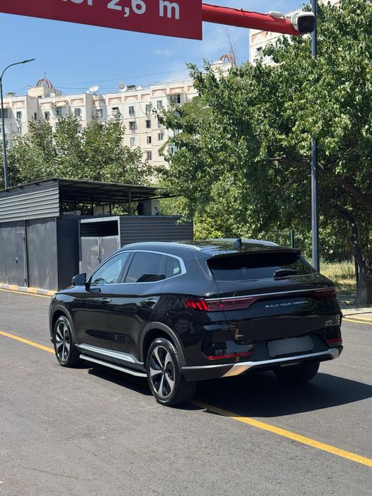 Byd song plus gibrid 2 pazitsiya
