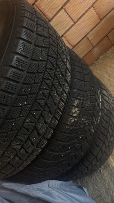 Гуми и джанти за mercedes ml w164  Цената е на евро чисто нови