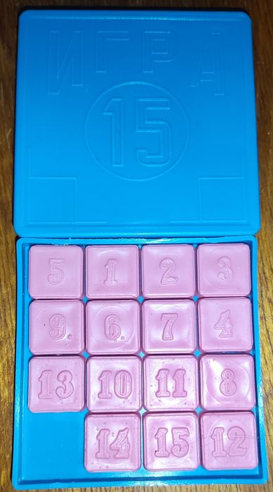 Головоломка. Разные шахматы, шашки, нарды некомплект