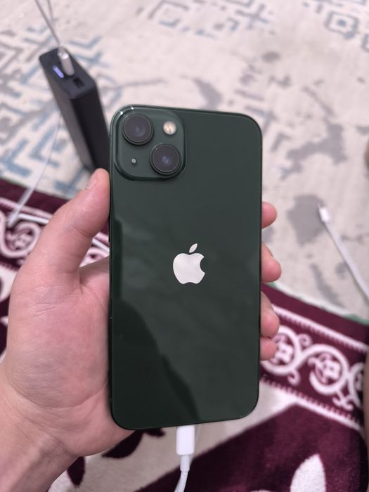 iPhone 13 128 green