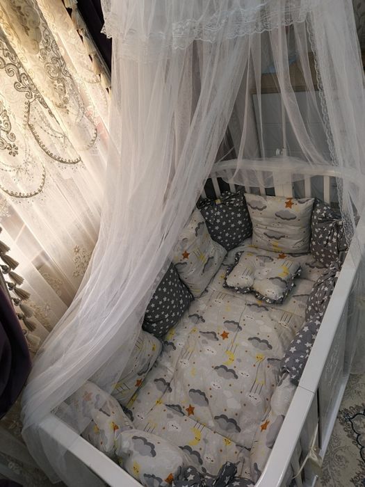 Детская кроватка