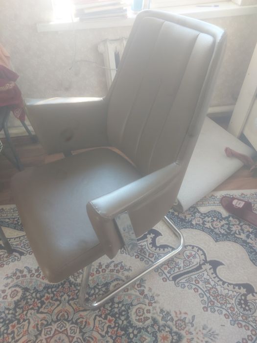 Продам кресло по 15 тысяч