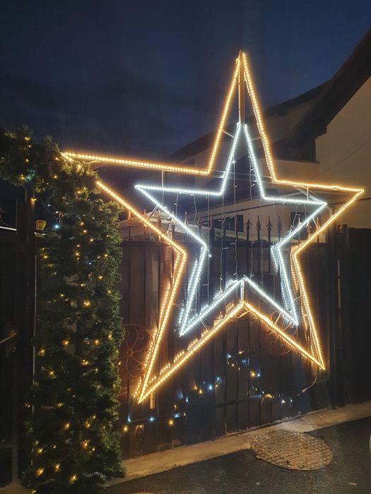 Vând instalații led de Crăciun profesionale