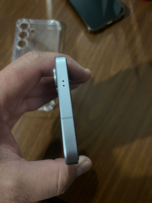 Самсунг s25 256g