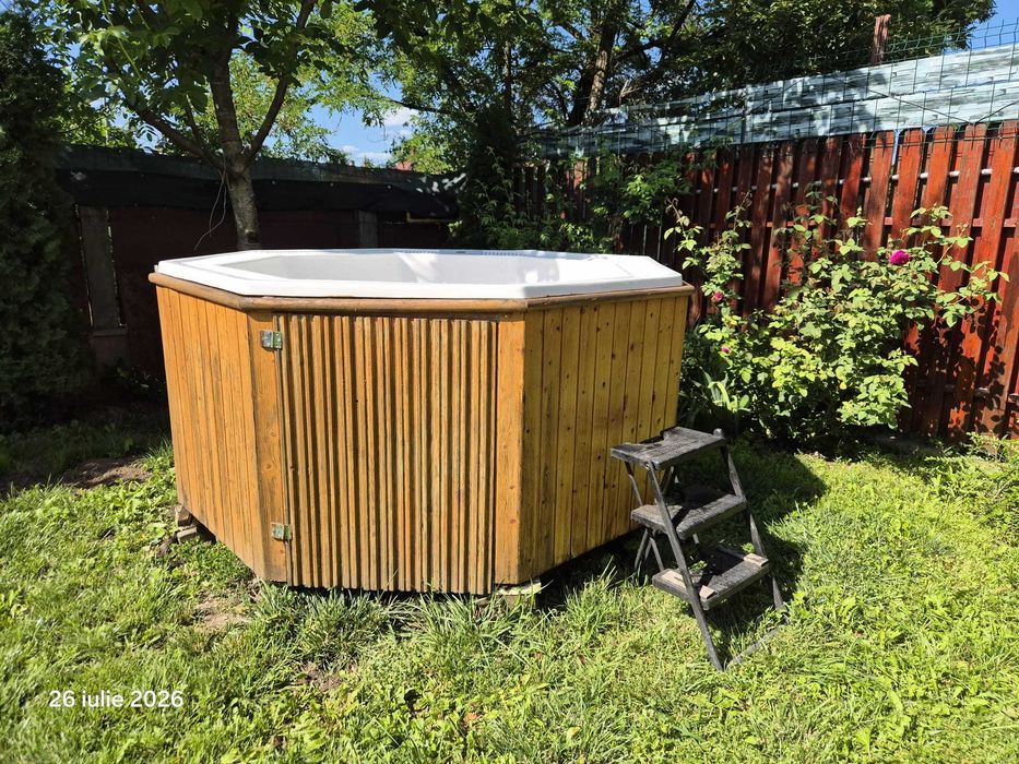 Jacuzzi cu 2 motoare DE VANZARE